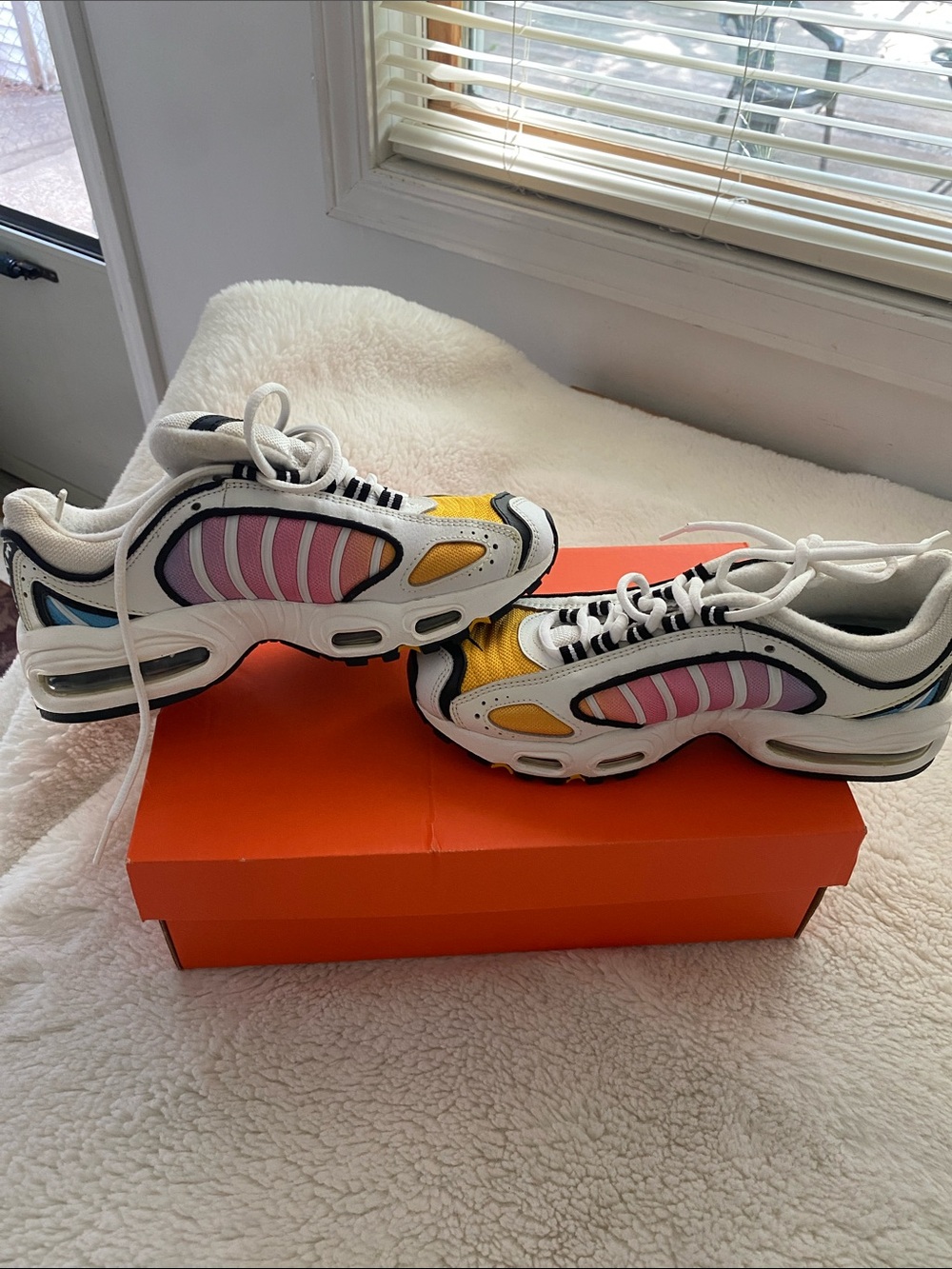 Nike shoes size 7 in womens - Picture 11 of 13